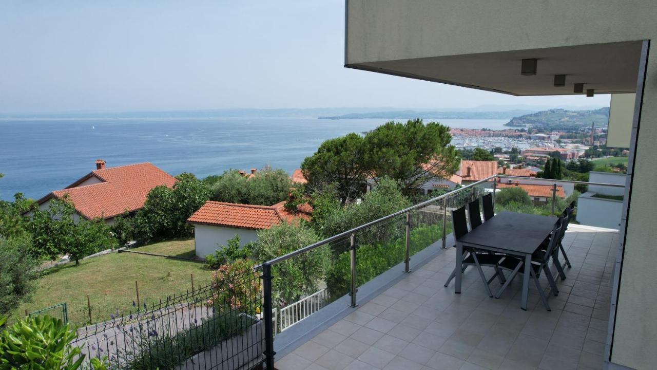 Apartmaji Palea Izola Bagian luar foto